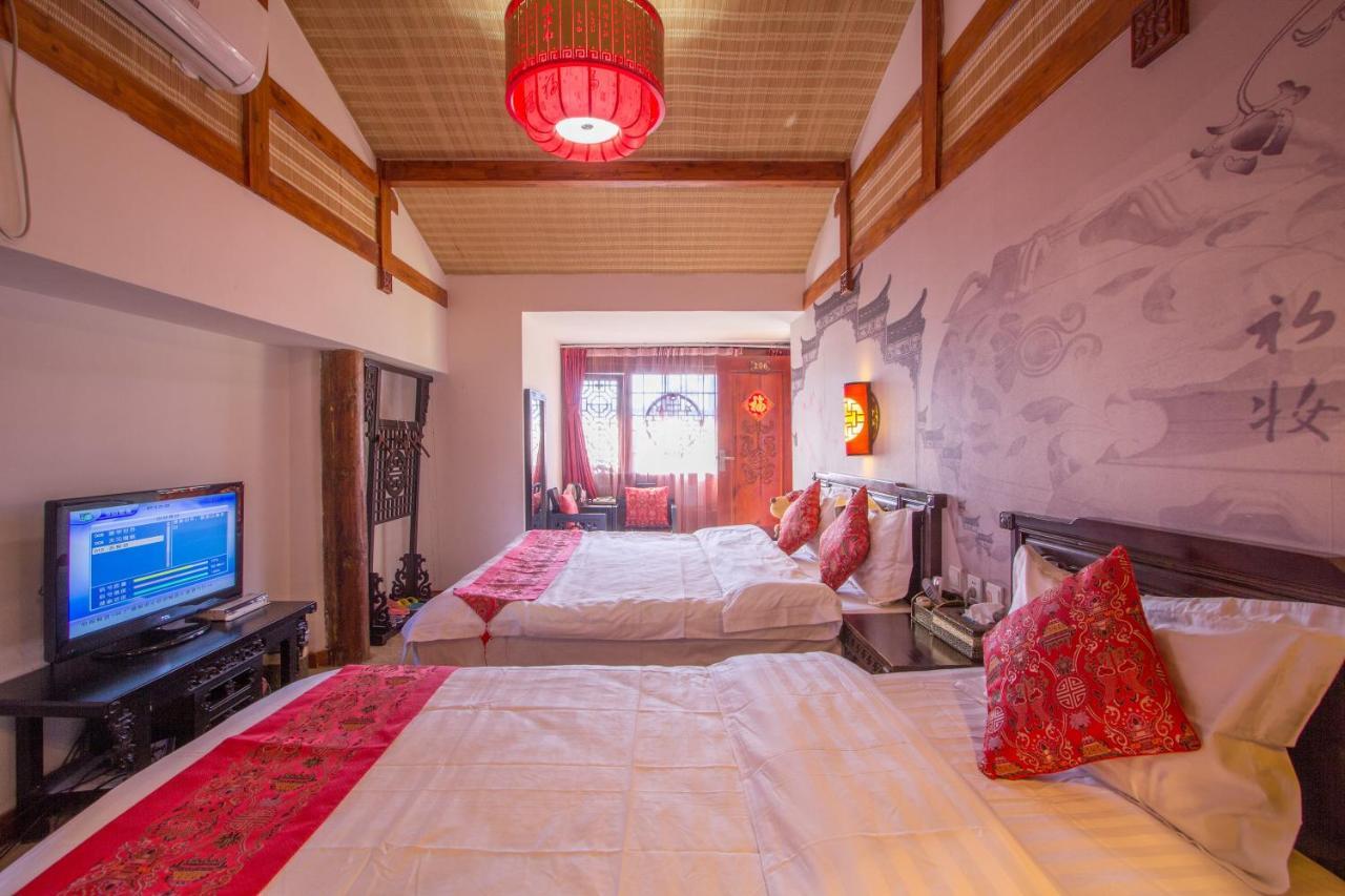 Lijiang Qingchuge Hostel ภายนอก รูปภาพ