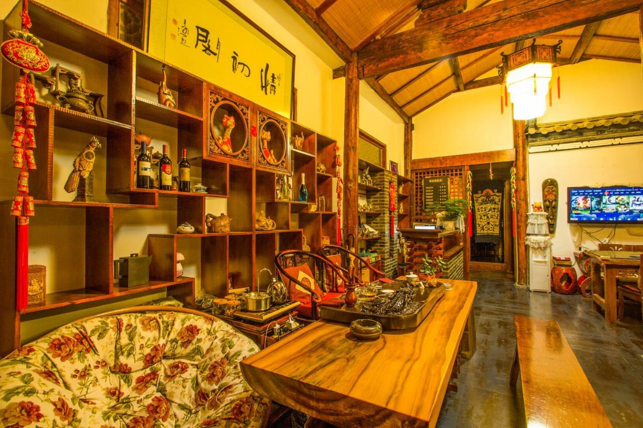 Lijiang Qingchuge Hostel ภายนอก รูปภาพ