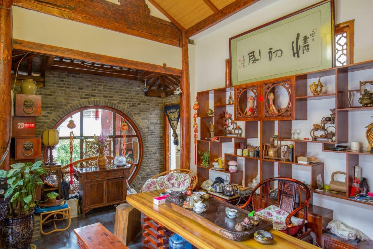 Lijiang Qingchuge Hostel ภายนอก รูปภาพ